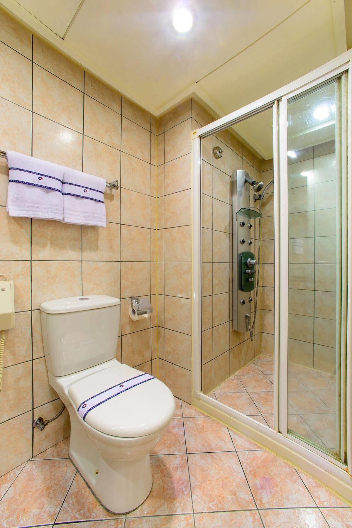 Kao Yuan Hotel - Zhong Shan Taichung Luaran gambar