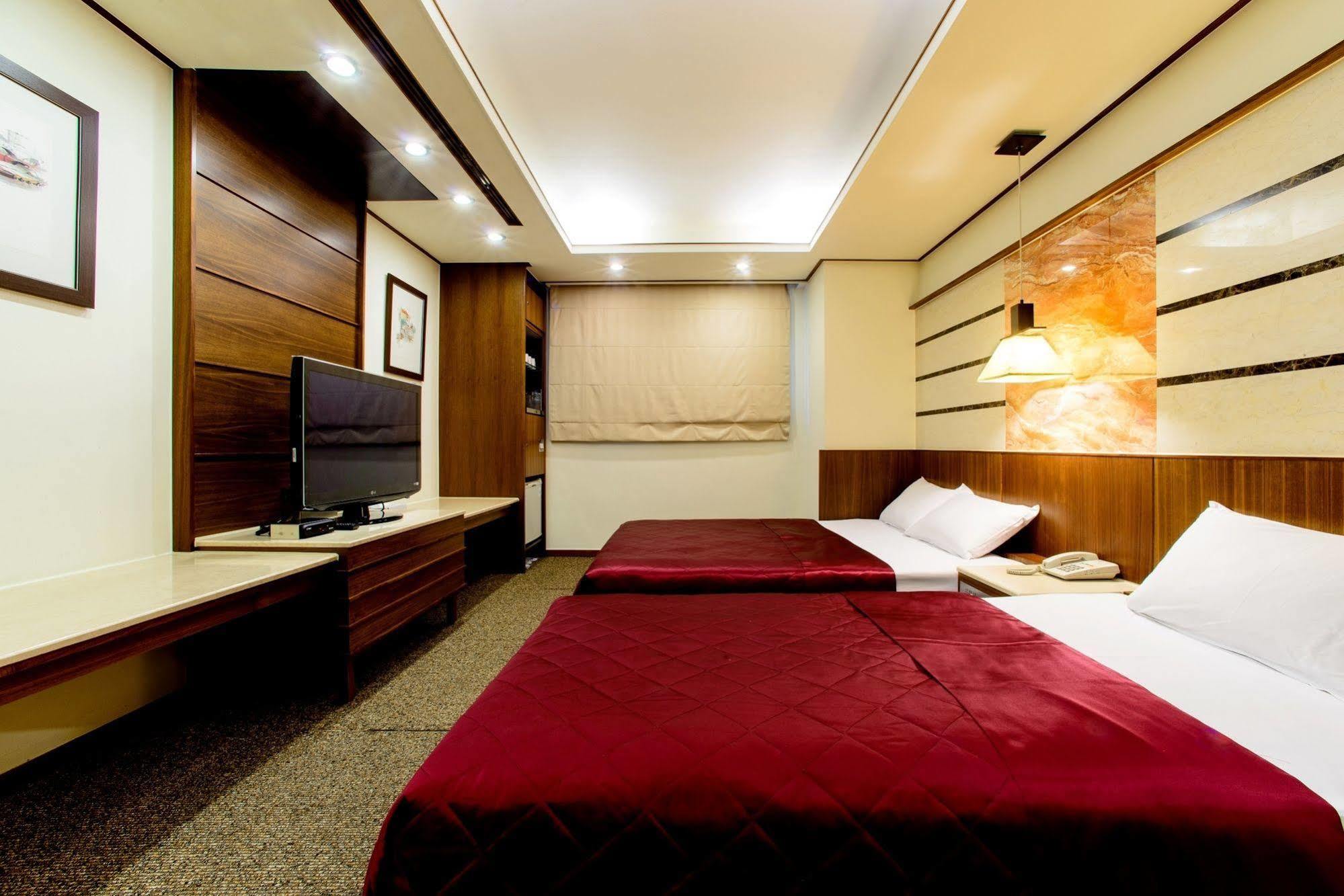 Kao Yuan Hotel - Zhong Shan Taichung Luaran gambar