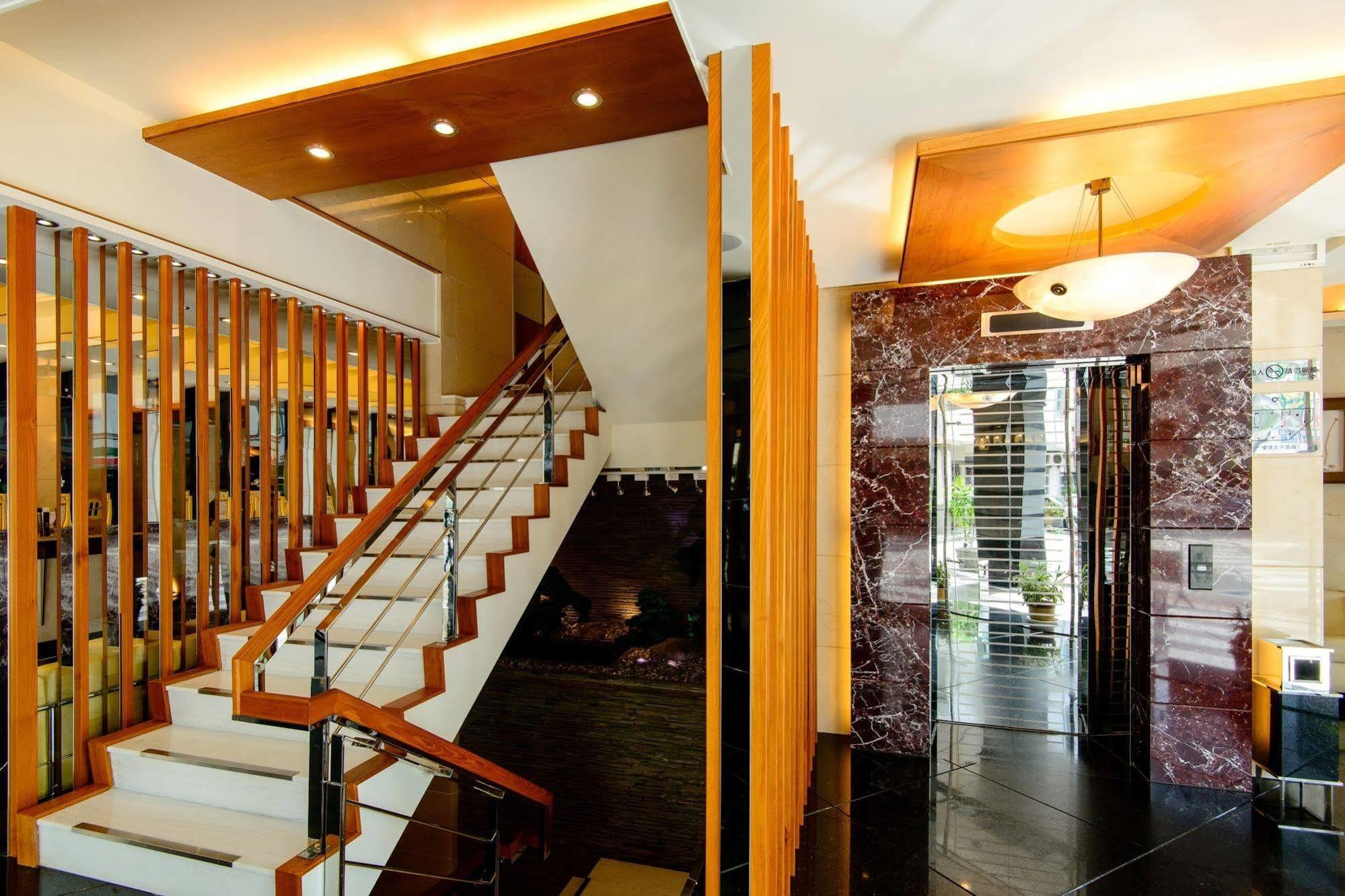 Kao Yuan Hotel - Zhong Shan Taichung Luaran gambar